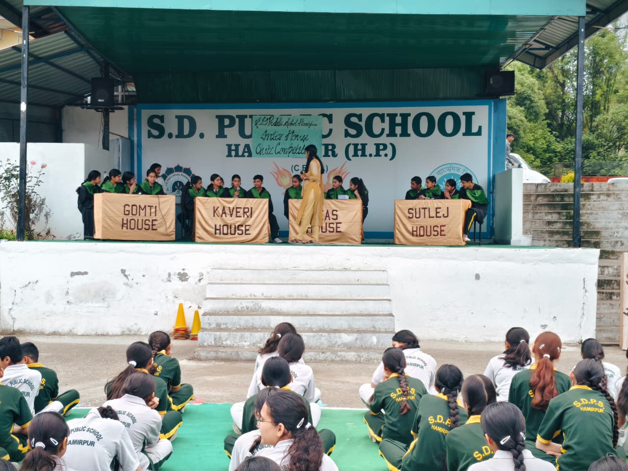 The Inter-House Quiz Competition for classes 9th to 12th was held in the school, bringing together students from Beas, Gomti, Kaveri, and Sutlej Houses in an engaging and intellectually stimulating event. Gomti House emerged as the winner.